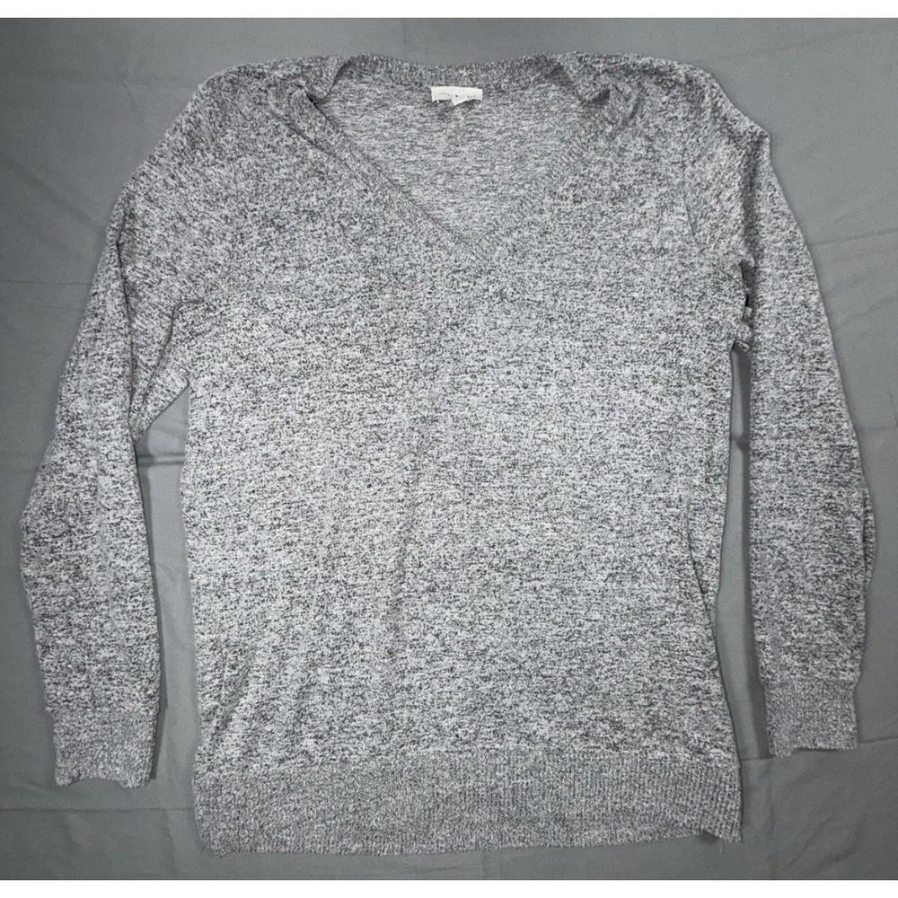 Lucky Brand Sweater Womens Medium Gray Knit V Neck Long Sleeve Soft Pullover
